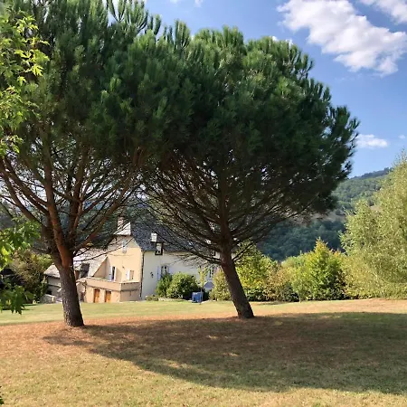 Le Clos St Georges Pensión