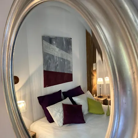 Le Clos St Georges בית הארחה