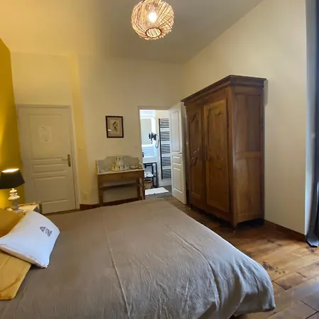 Le Clos St Georges 3*